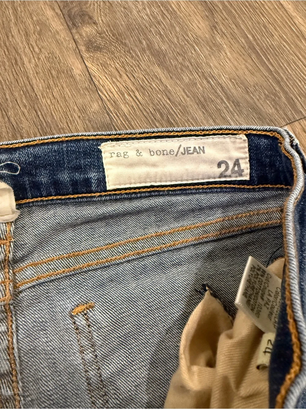 Rag & Bone Jeans - 24”